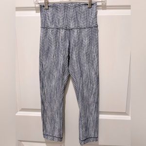 Lululemon Gray Herringbone Align Leggings - Size 2 Color: Gray/White